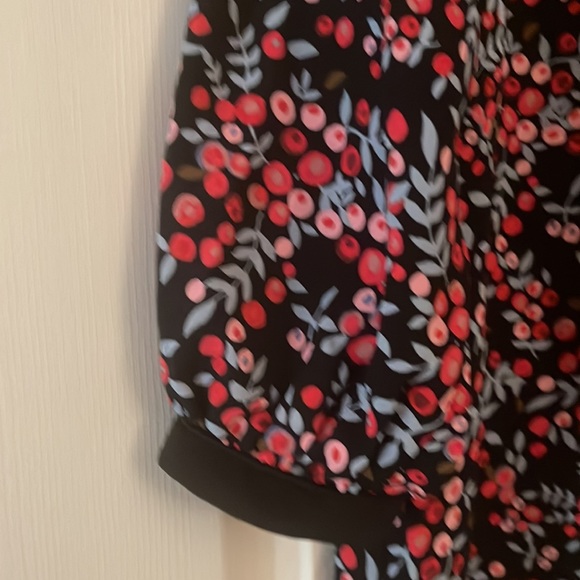 Loft Shift Mini Dress. - Picture 3 of 5